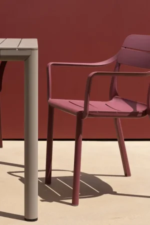 Super Prezzo Sedia da Giardino in Plastica con Braccioli Cassia Nardi Cassia Armchair