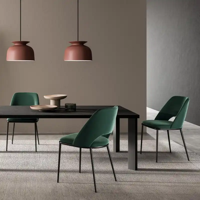 Professionale Sedia Imbottita di Design con Gambe in Metallo Holly Metal