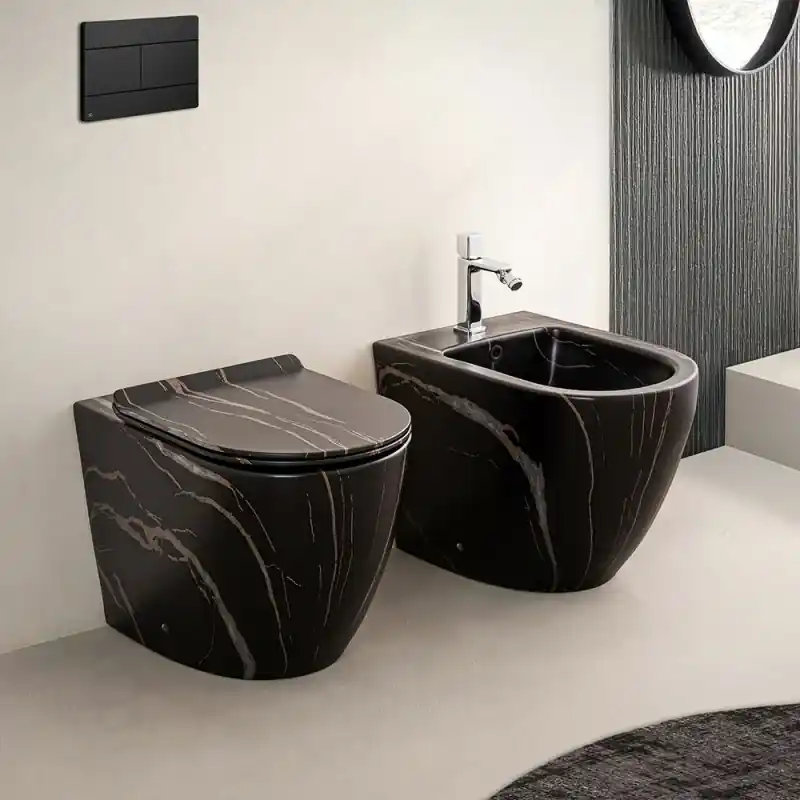 Sanitari filoparete Rimless effetto marmo nero con sedile Tokyo Scelto Dai Clienti