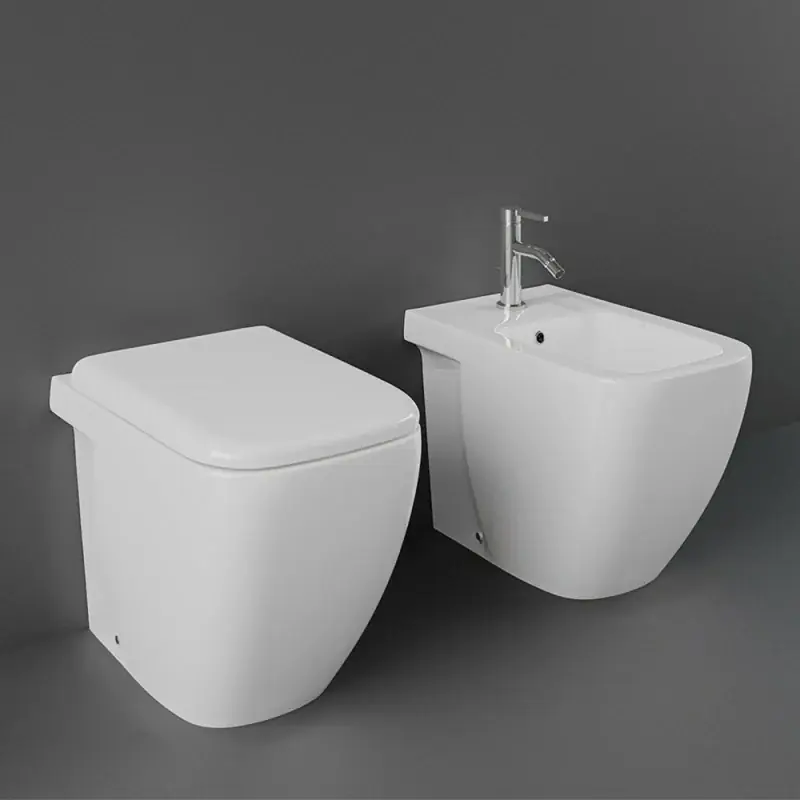 Sanitari filomuro Rak Caroline in ceramica con scarico universale Super Prezzo
