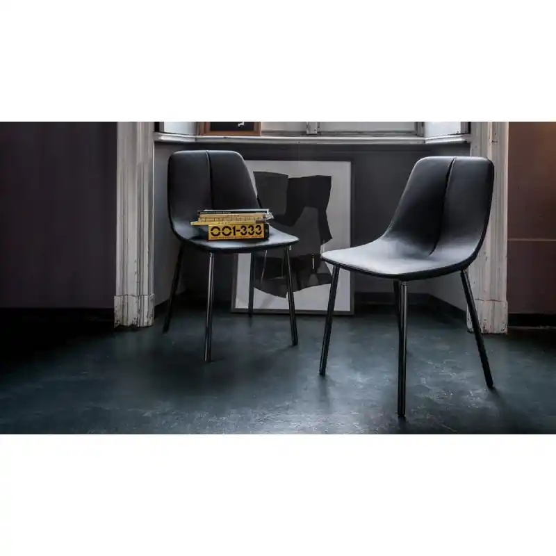 Bestseller Bonaldo Sedia By Met con gambe in metallo e seduta a scelta