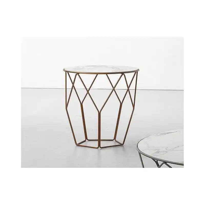 Promo Stagionale Bonaldo Tavolino Arbor con struttura in metallo e piano a scelta da Ø50 cm e h. 37 cm