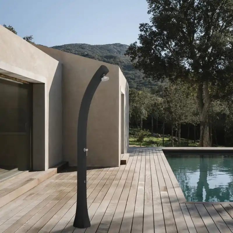 Acquista Ora Arkema Doccia solare Happy in polietilene in diverse finiture da h. 220 cm
