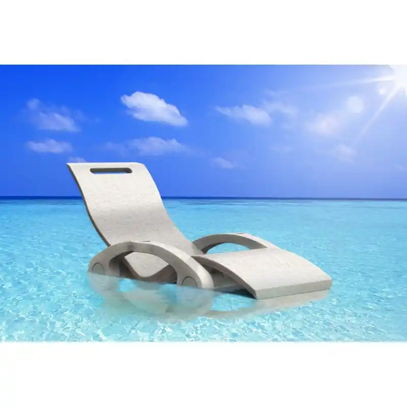 Arkema Chaise longue galleggiante Serendipity con struttura e seduta in polietilene - Con braccioli Must-Have