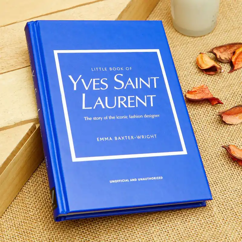 Welbeck Libro Little Book Of Yves Saint Laurent Ultimissimo Modello