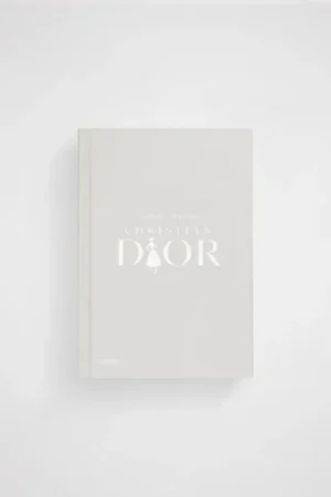 Ippocampo Edizioni little book da Collezione il mondo secondo Christian Dior Nuova Collezione