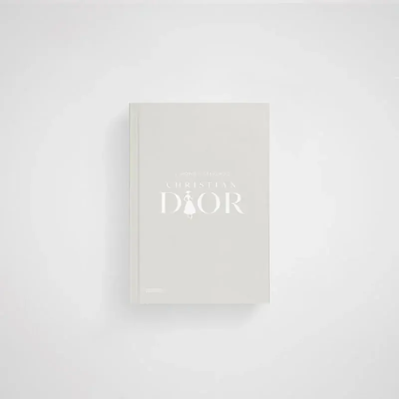 Ippocampo Edizioni little book da Collezione il mondo secondo Christian Dior Nuova Collezione