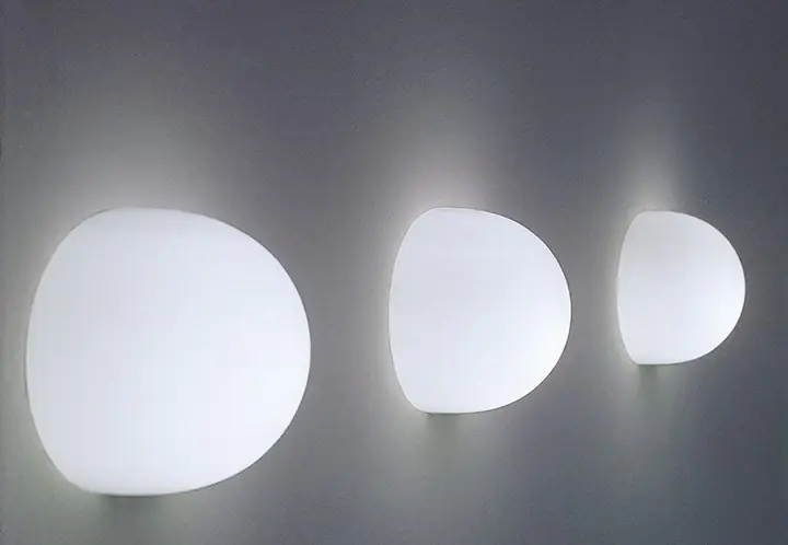 Flos Glo-Ball Wall Lampada 33 cm a parete Bianco F3022000 Reso Gratuito