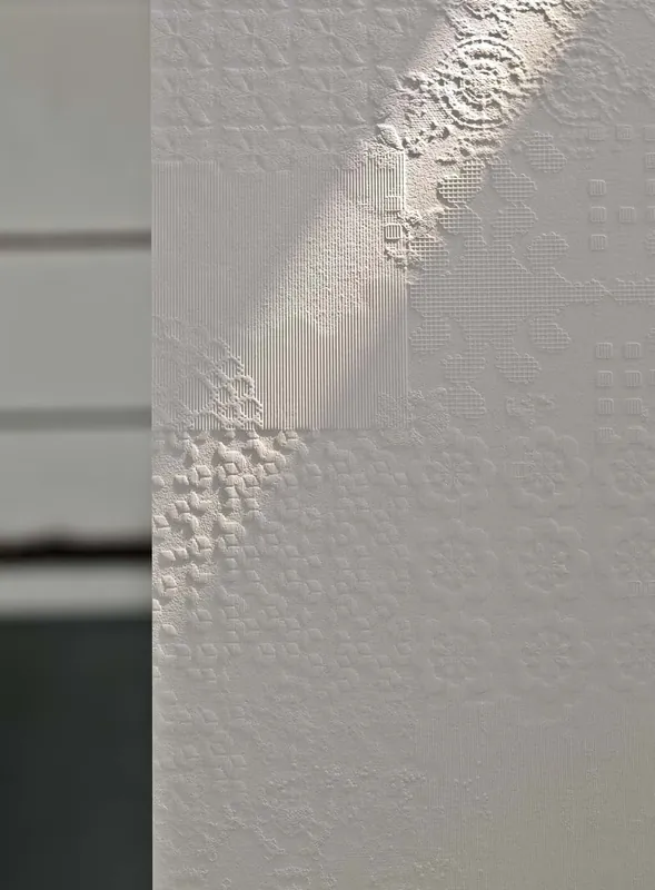 Più Venduto Mutina Dechiner Decor Piastrella da rivestimento 120x120 Rettificato In Gres Porcellanato Relief Spazzolato Bianco