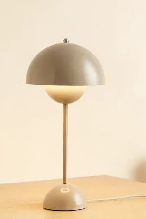 Ultimissimo Modello &Tradition Flowerpot VP3 Lampada da tavolo grey beige