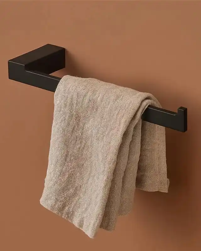 Promo Stagionale Porta salviette in alluminio nero Sky