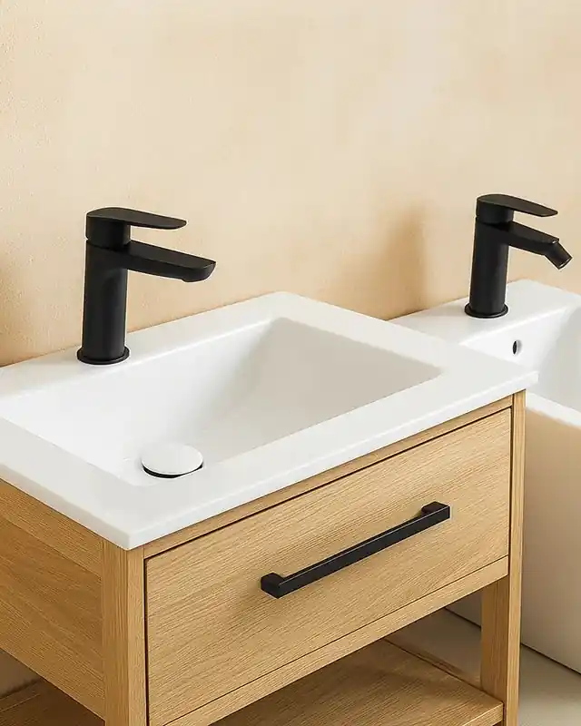 Solo Oggi Coppia miscelatori Totem lavabo e bidet nero opaco